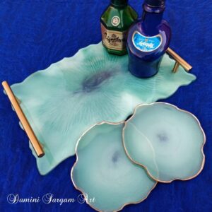 Resin Art with Silicon Molds- 1 tray and 4 coasters